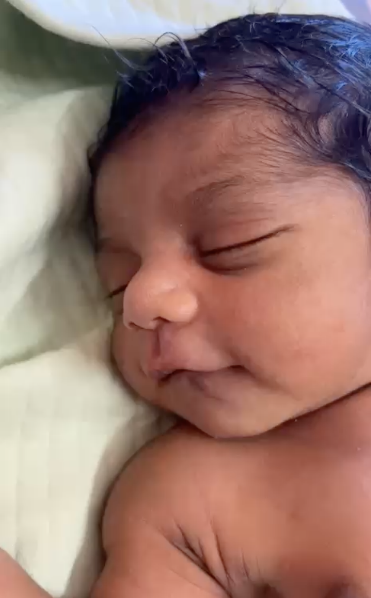 Baby Yaazhan smiling pose